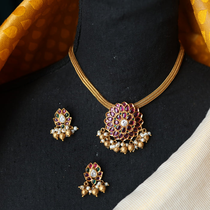 Antique Ruby short necklace and earrings SS117654