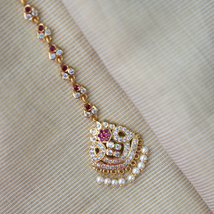 Heritage gold plated ruby white stone tikka HT7399