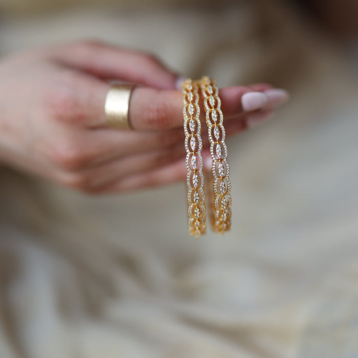 Heritage gold plated white stone bangle (1 set  of 2 bangles) HB7813