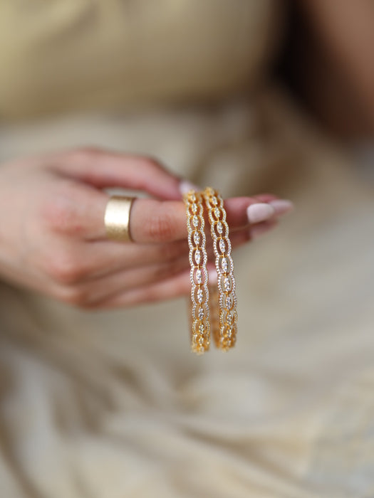 Heritage gold plated white stone bangle (1 set  of 2 bangles) HB7813