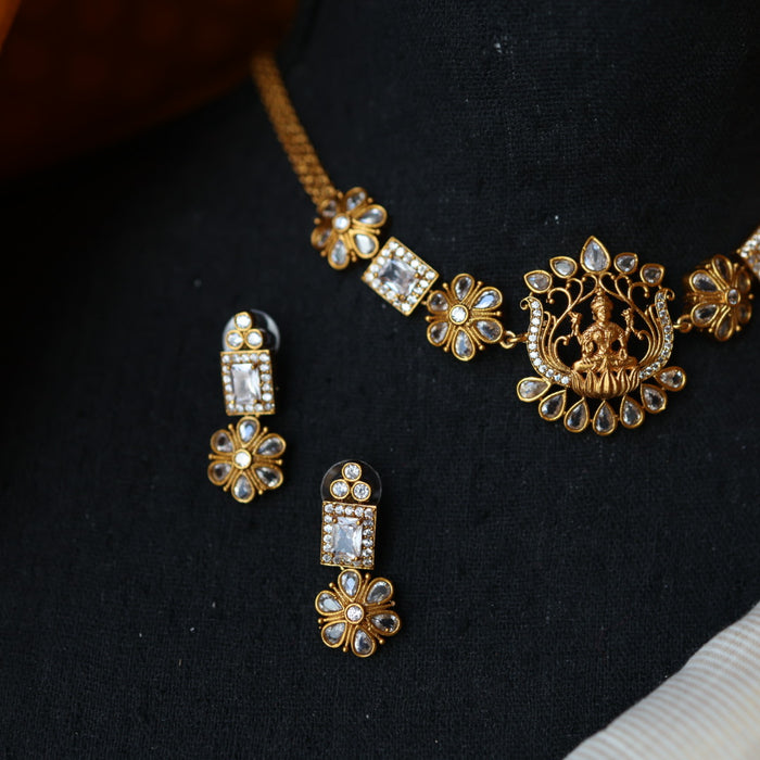 Antique white stone choker necklace and earrings CCB16789