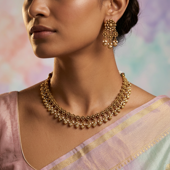 Antique gold short necklace and earrings G11893