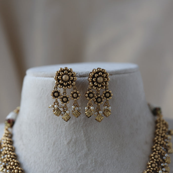 Antique gold short necklace and earrings G11893