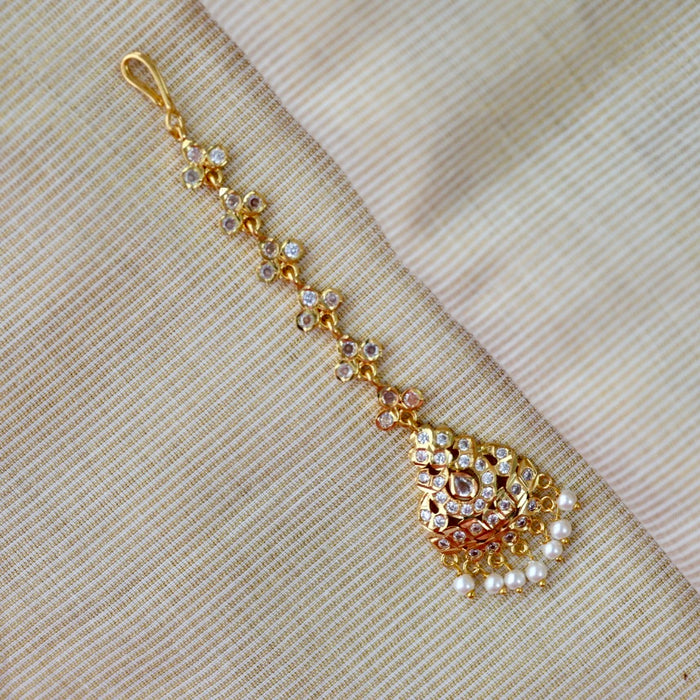 Heritage gold plated white stone tikka HT7322