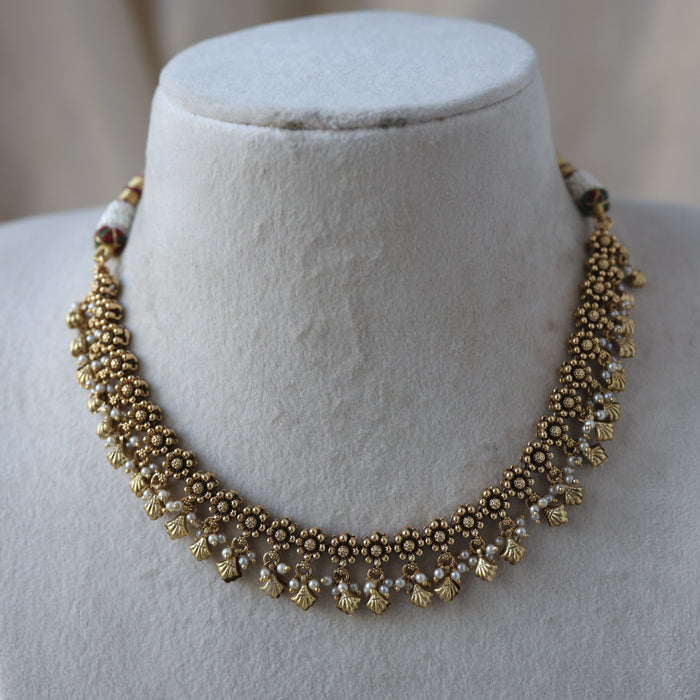 Antique gold short necklace and earrings G11893