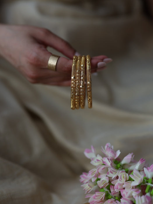 Heritage gold plated gold bangle (1 set  of 4 bangles) HB203