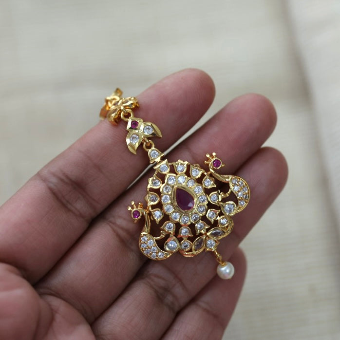 Heritage gold plated ruby white stone tikka HT736