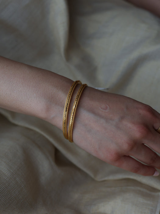 Heritage gold plated gold bangle (1 set  of 4 bangles) HB227
