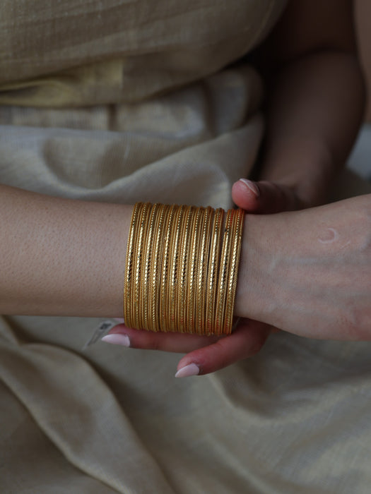Heritage gold plated gold bangle (1 set  of 4 bangles) HB227