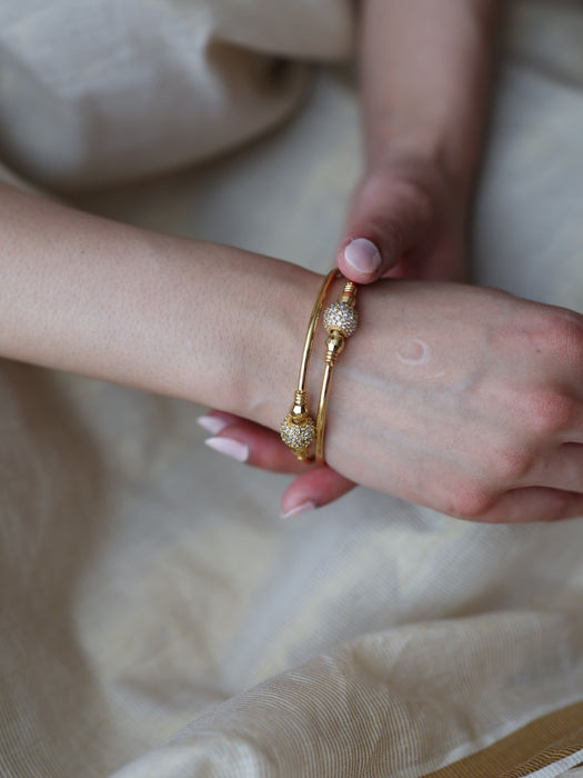Heritage gold plated white stone bangle (1 set  of 2 bangles) HB206