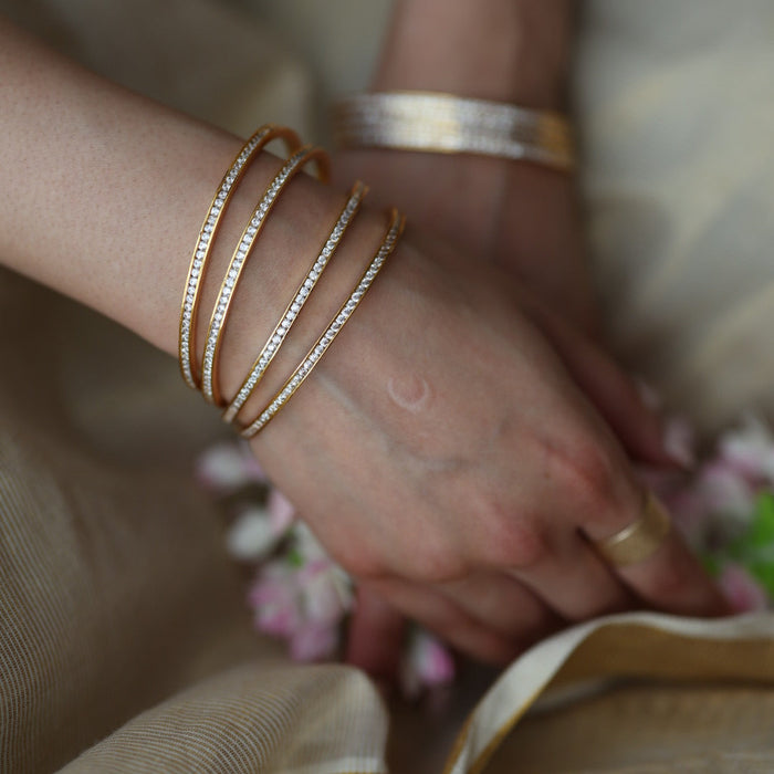 Heritage gold plated white stone bangle (1 set  of 4 bangles) HB2754