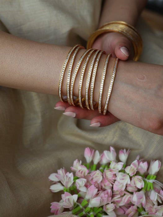 Heritage gold plated white stone bangle (1 set  of 4 bangles) HB2754