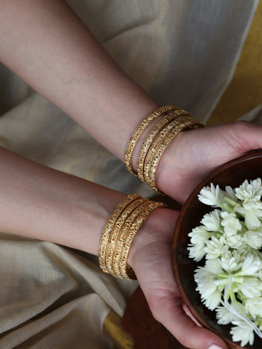 Heritage gold plated gold bangle (1 set of 2 bangles) HB207