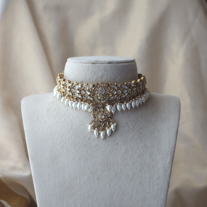 Antique white stone choker necklace and earrings CCB26732