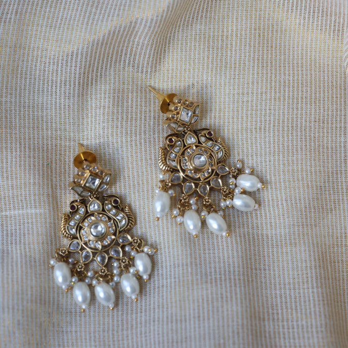 Antique white stone choker necklace and earrings CCB26732