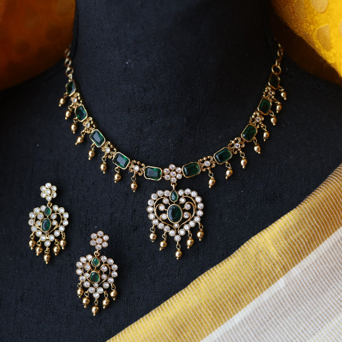 Antique green stone short necklace and earrings SS12334