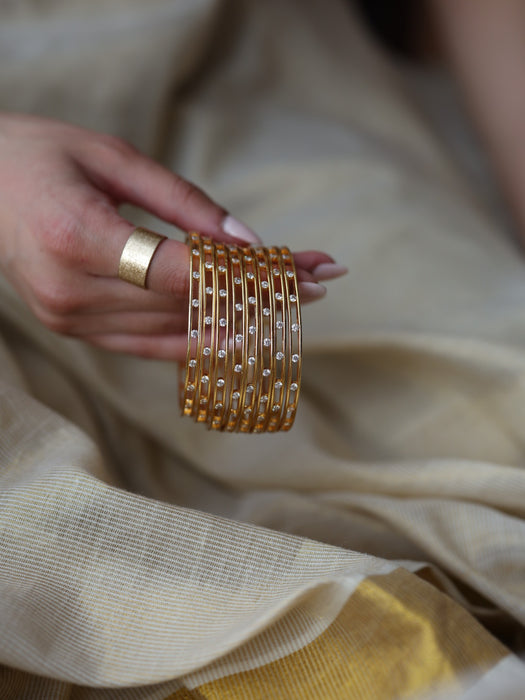 Heritage gold plated white stone bangle (1 set  of 4 bangles) HB298