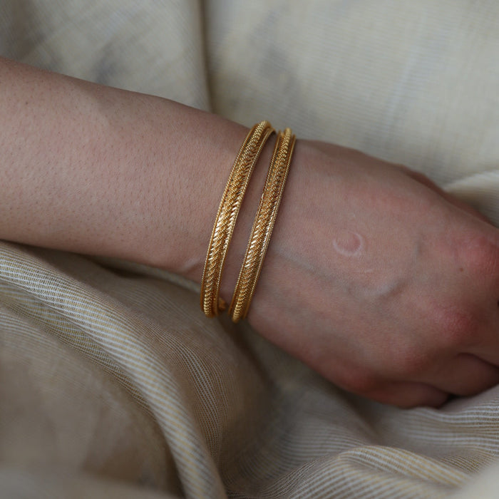 Heritage gold plated gold bangle (1 set  of 2 bangles) HB220