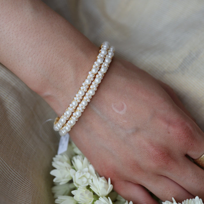 Heritage gold plated pearl bangle (1 set  of 2 bangles) HB228