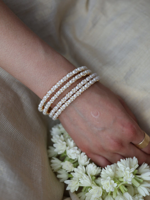 Heritage gold plated pearl bangle (1 set  of 2 bangles) HB228