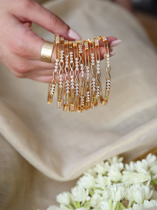 Heritage gold plated white stone bangle (1 set  of 4 bangles) HB221