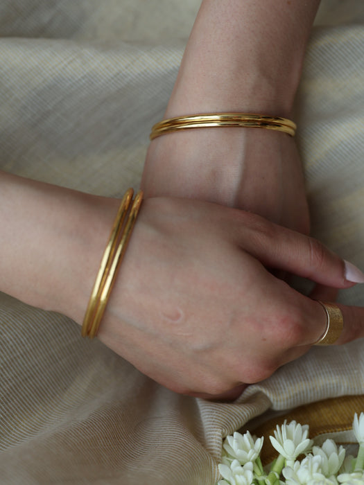 Heritage gold plated gold bangle (1 set  of 2 bangles) HB5577