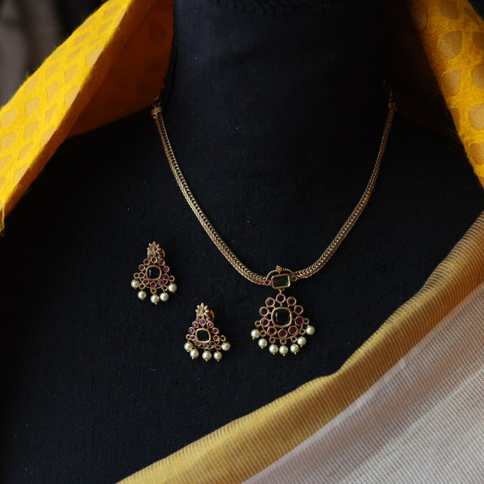 Antique ruby stone short necklace and earrings SS10876