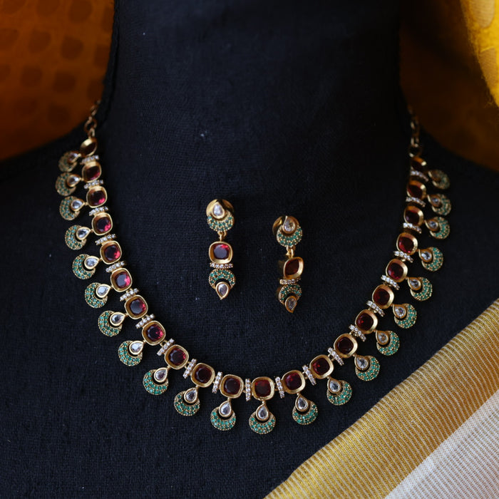 Antique green stone short necklace and earrings SS10116