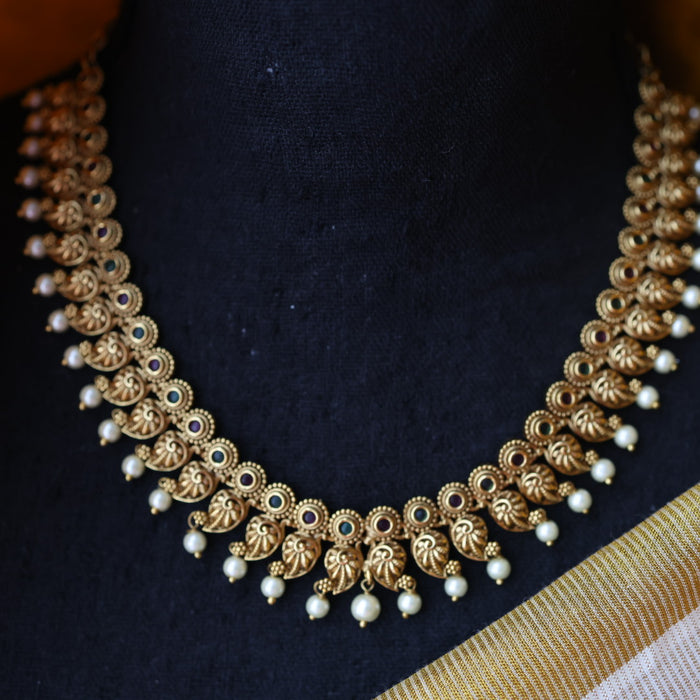 Antique gold and pearl short necklace and earrings SS108201