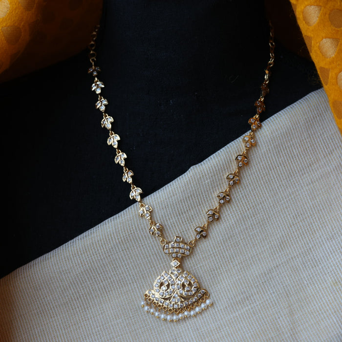 Heritage gold plated white stone short necklace H5178