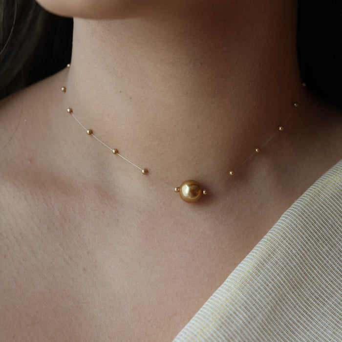 Invisible cream pearl layer short necklace IN722