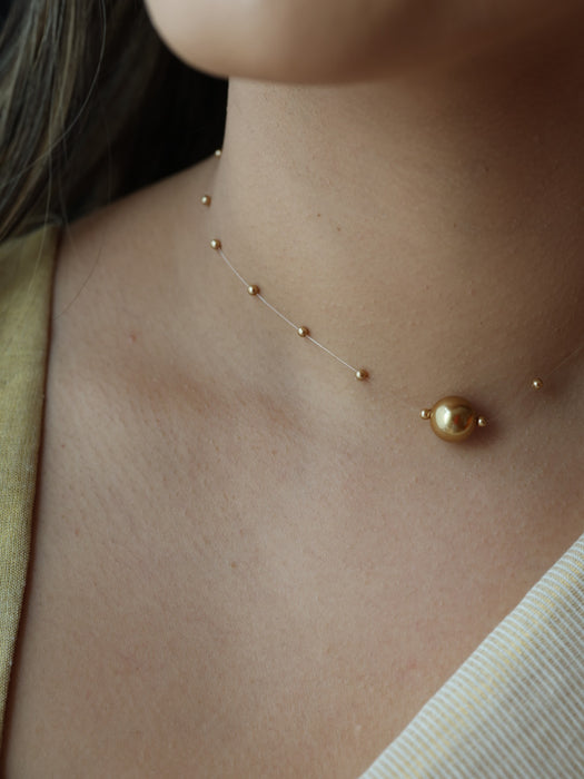 Invisible cream pearl layer short necklace IN722