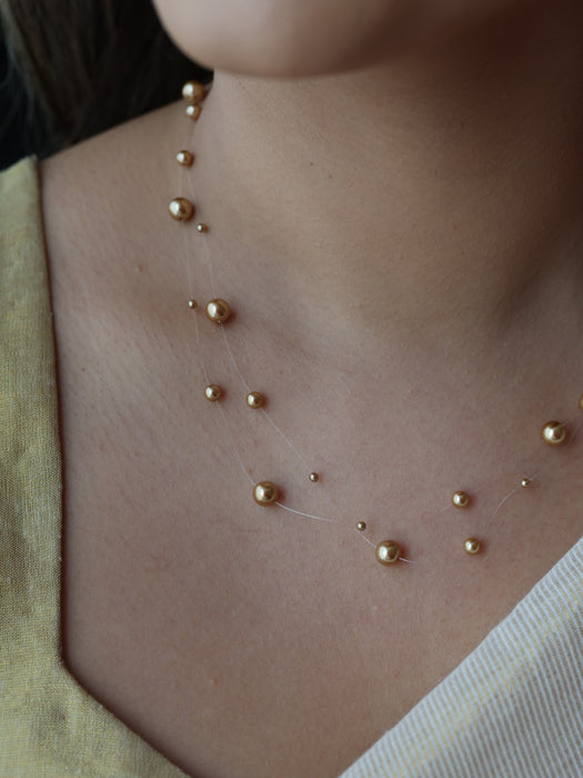 Invisible white pearl layer short necklace IN1833