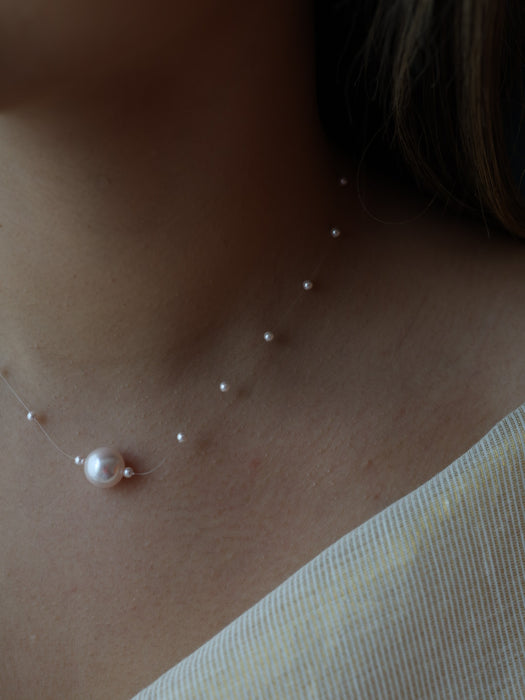 Invisible pink pearl layer short necklace IN2380