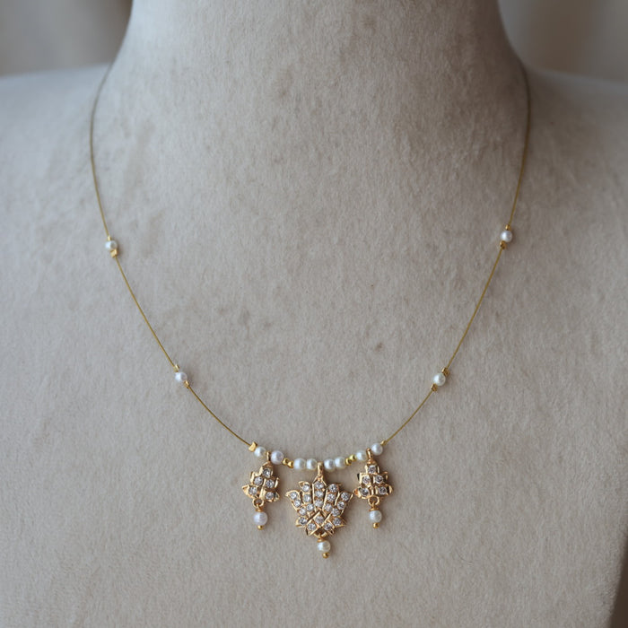 Heritage gold plated invisible necklace IN1014