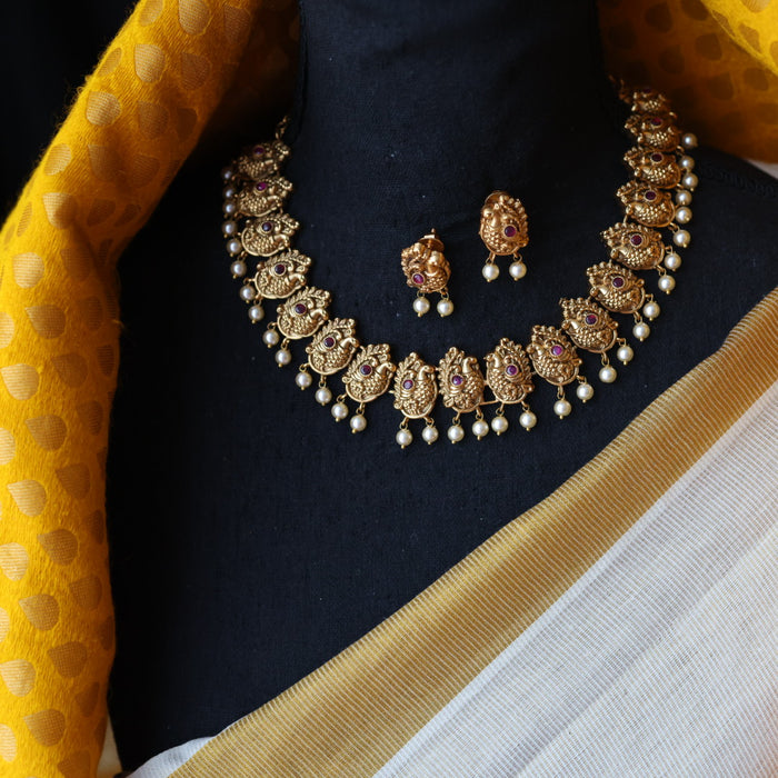 Antique gold and pearl short necklace with earrings SS100642
