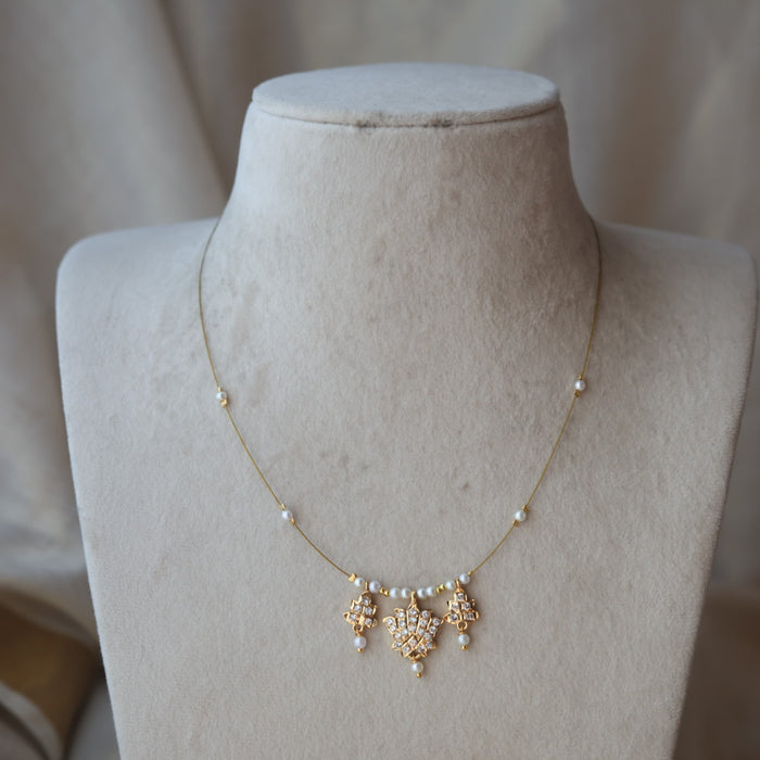 Heritage gold plated invisible necklace IN1014