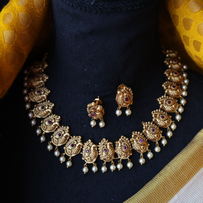 Antique gold and pearl short necklace with earrings SS100642
