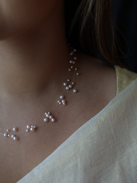 Invisible pink pearl layer short necklace IN1883