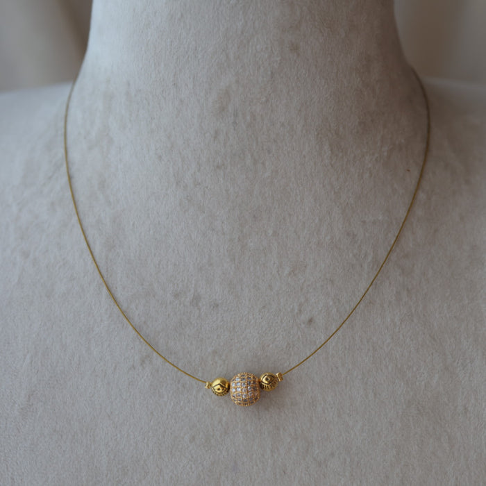Heritage gold plated invisible necklace IN10112