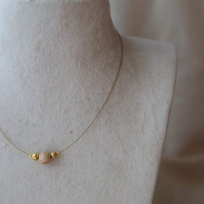 Heritage gold plated invisible necklace IN10112
