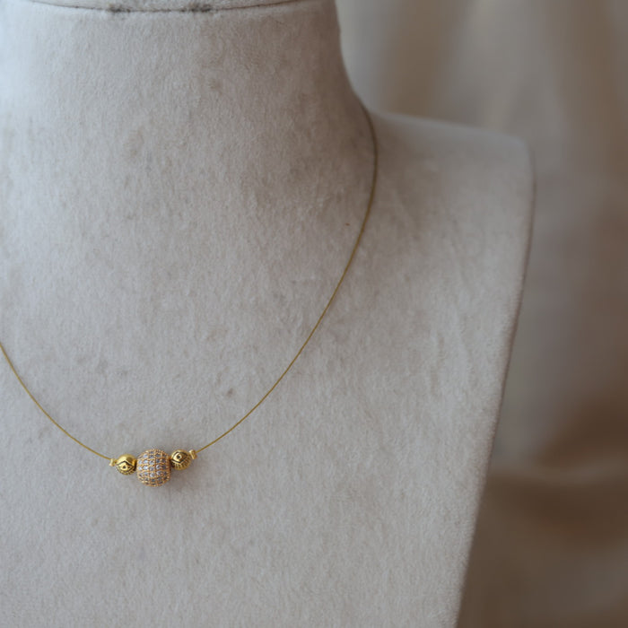 Heritage gold plated invisible necklace IN10112