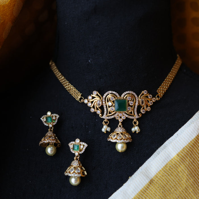 Antique green choker necklace with earrings CCB13112