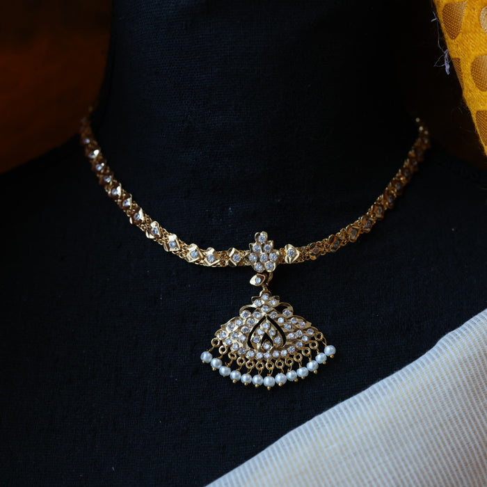 Heritage gold plated white stone short necklace H754