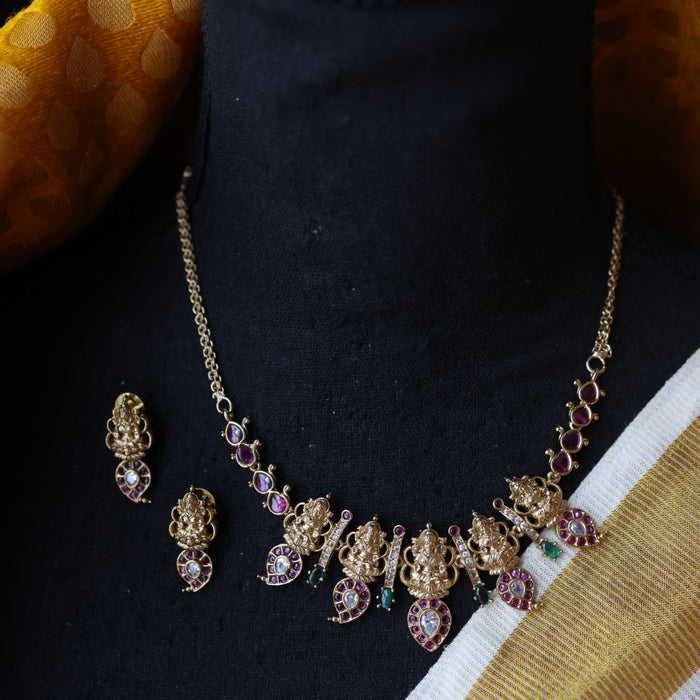 Antique gold short necklace with earrings SS10064