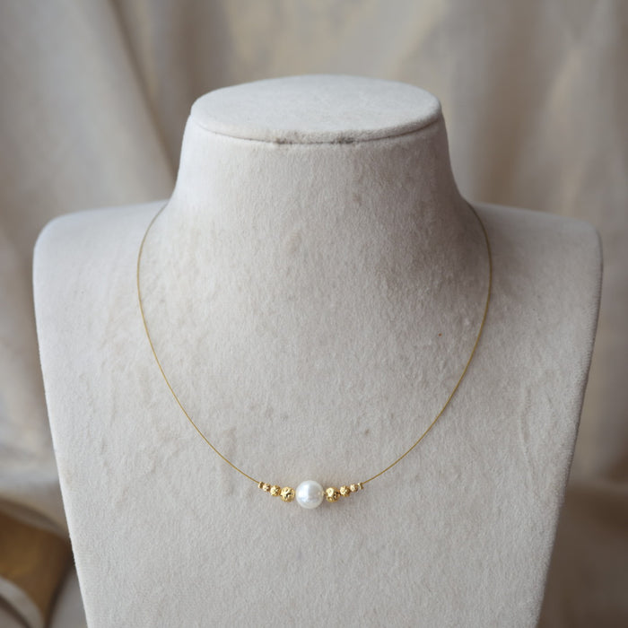Heritage gold plated invisible necklace IN189