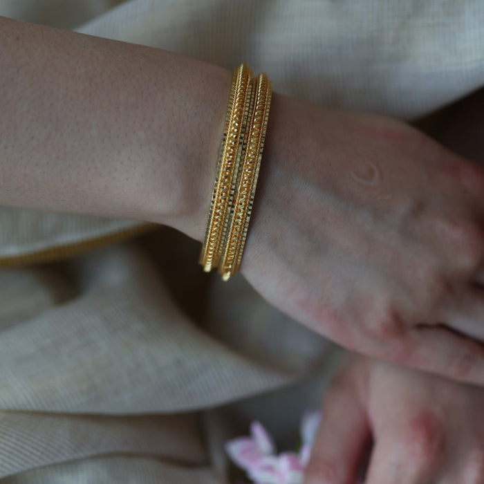 Heritage gold plated gold bangle (1 set  of 2 bangles) HB5788
