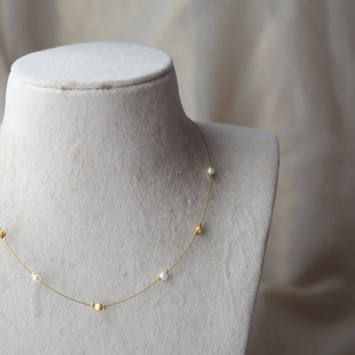 Heritage gold plated invisible necklace IN1091