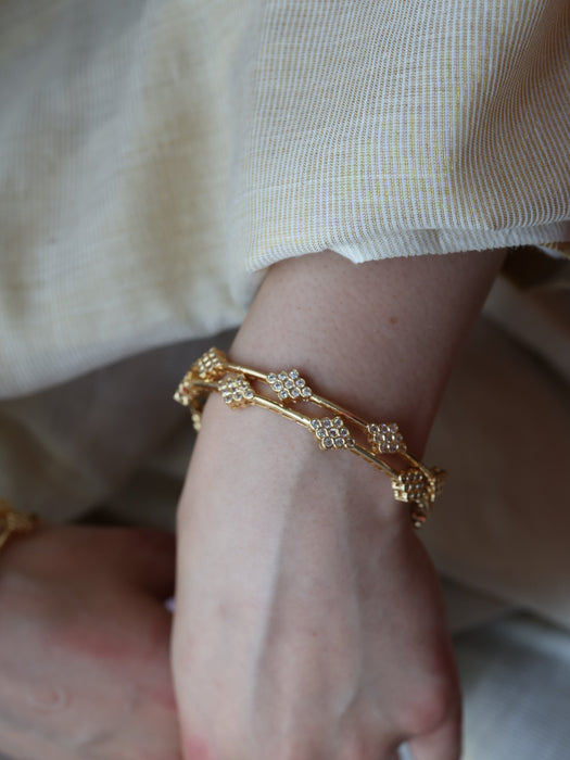 Heritage gold plated white stone bangle (1 set  of 2 bangles) HB7882