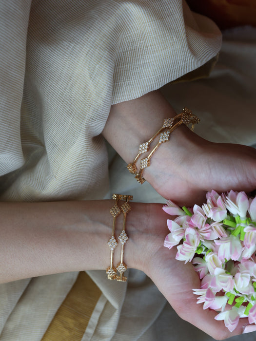 Heritage gold plated white stone bangle (1 set  of 2 bangles) HB7882